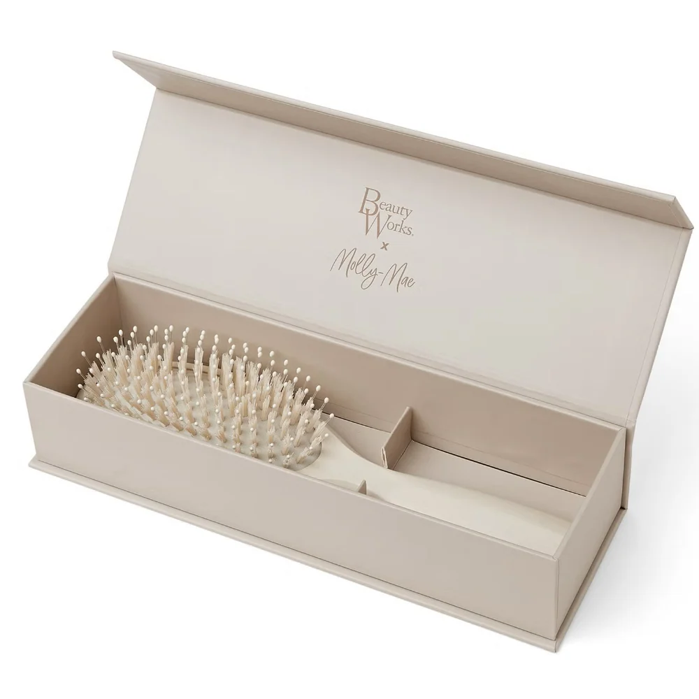 Beauty Works x Molly-Mae Luxury Dressing Brush - Image 2