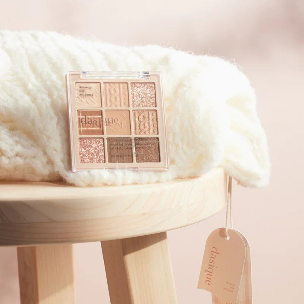 Dasique 9 Colour Eyeshadow Palette #15 Beige Knit - Image 4