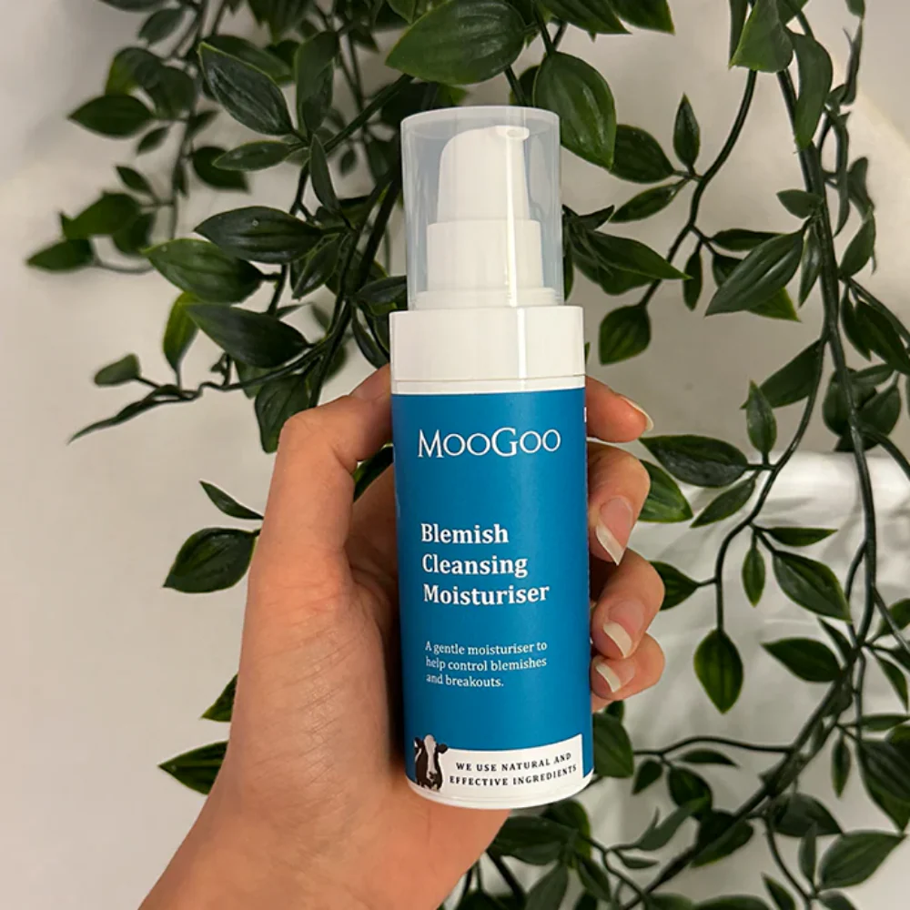MooGoo Blemish Cleansing Moisturiser 75g - Image 2