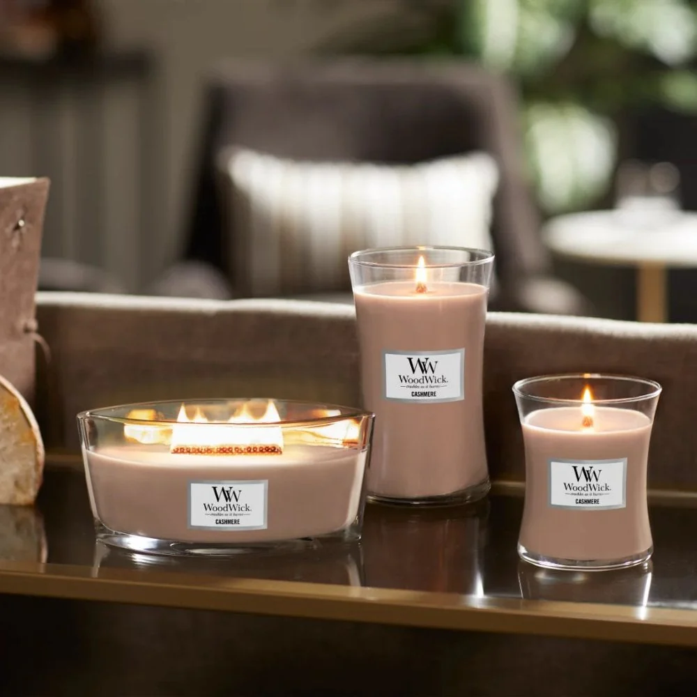 WoodWick Cashmere Medium Hourglass Jar Candle - Image 3