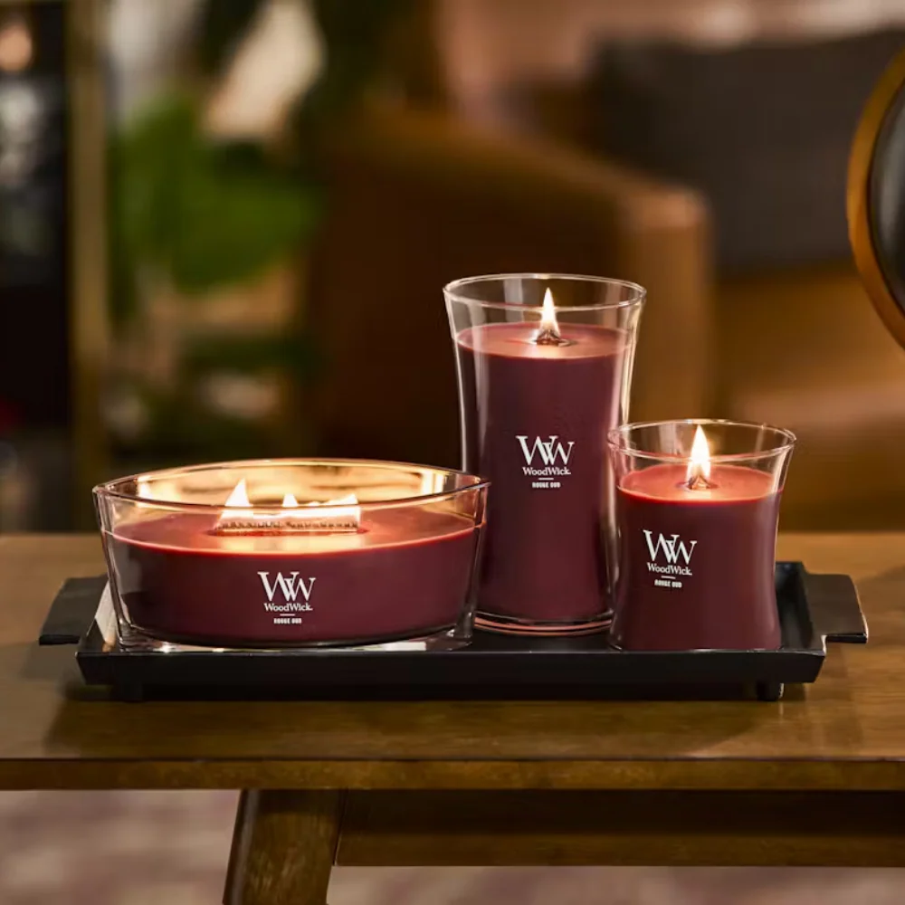 WoodWick Rouge Oud Medium Hourglass Jar Candle - Image 4