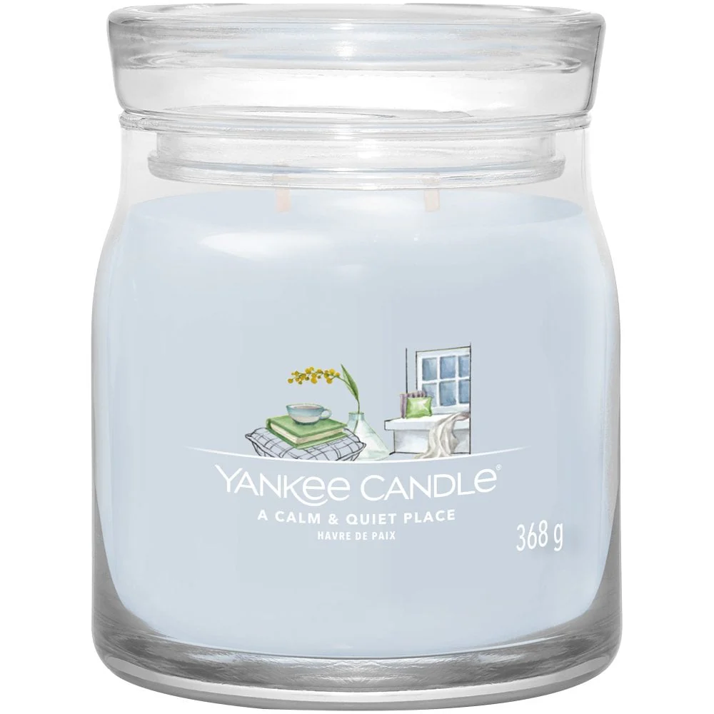Yankee Candle A Calm & Quiet Place Medium Signature Jar Candle